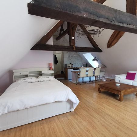 Les Bois Flottes Apartment Онфльор Екстериор снимка